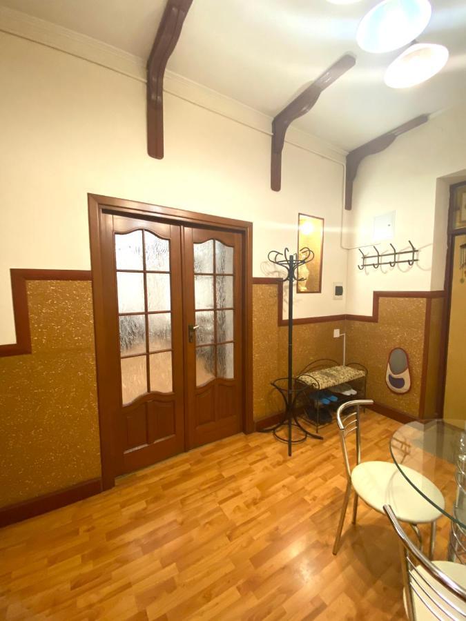 подобово в центрі на вулиці проспект свободи 7 Apartment Lviv